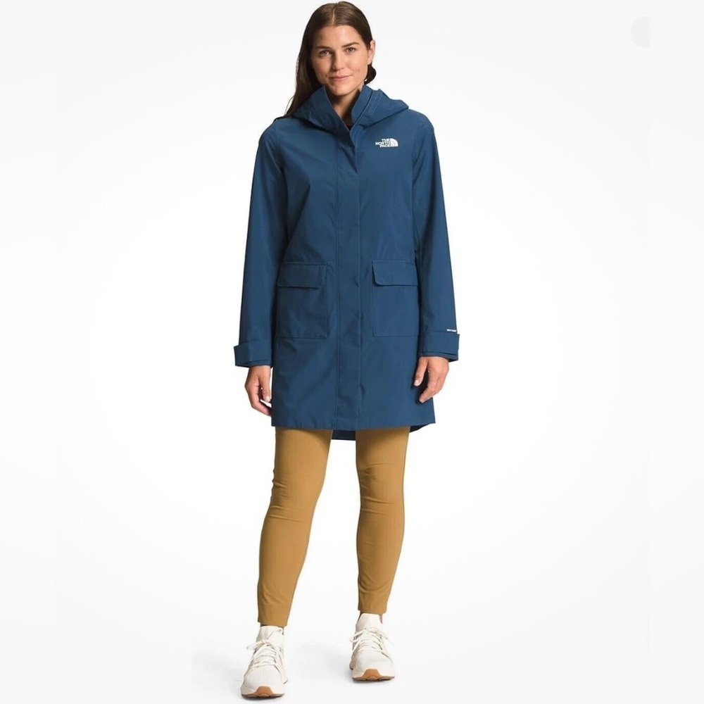 The North Face Women's Navy Blue Hooded Rain Jacket - Picture 2 of 10